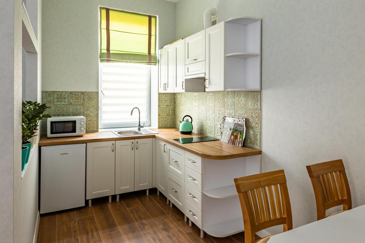 Leontovycha Apartment Lviv Exteriör bild