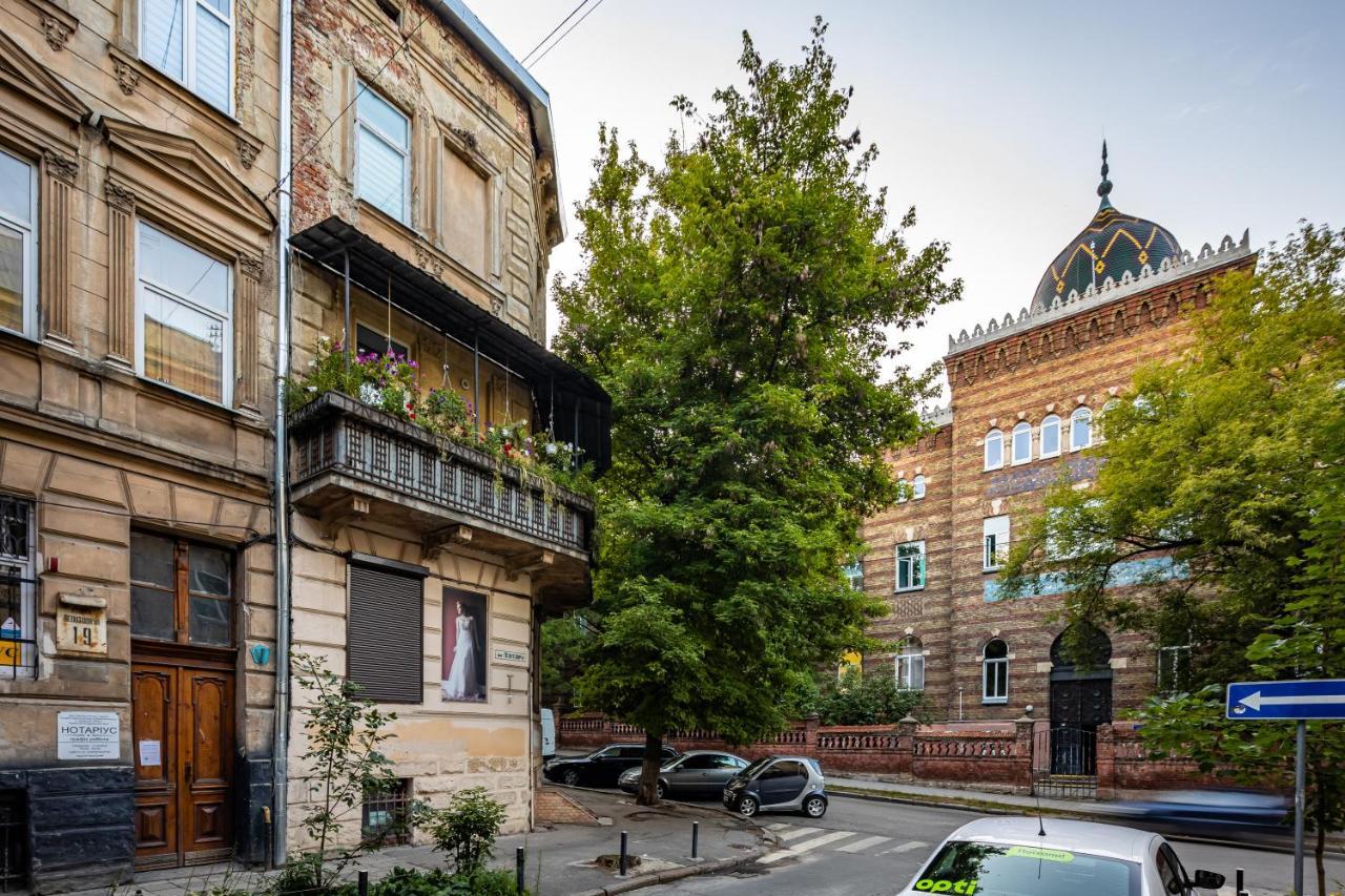 Leontovycha Apartment Lviv Exteriör bild